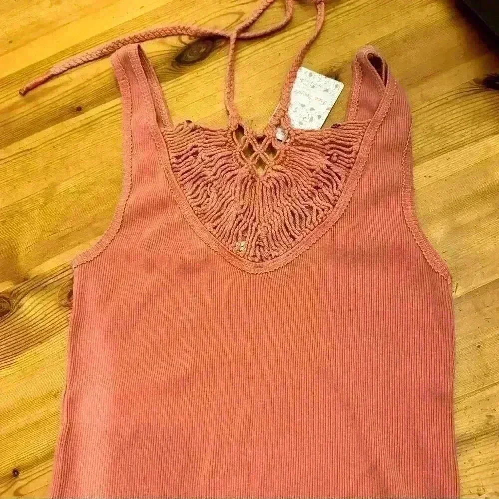New! Free People we the free Thalia Crochet Neck Tank Top Coral NWT Size M